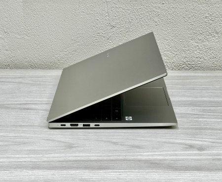 Samsung Galaxy Book Np754x 4